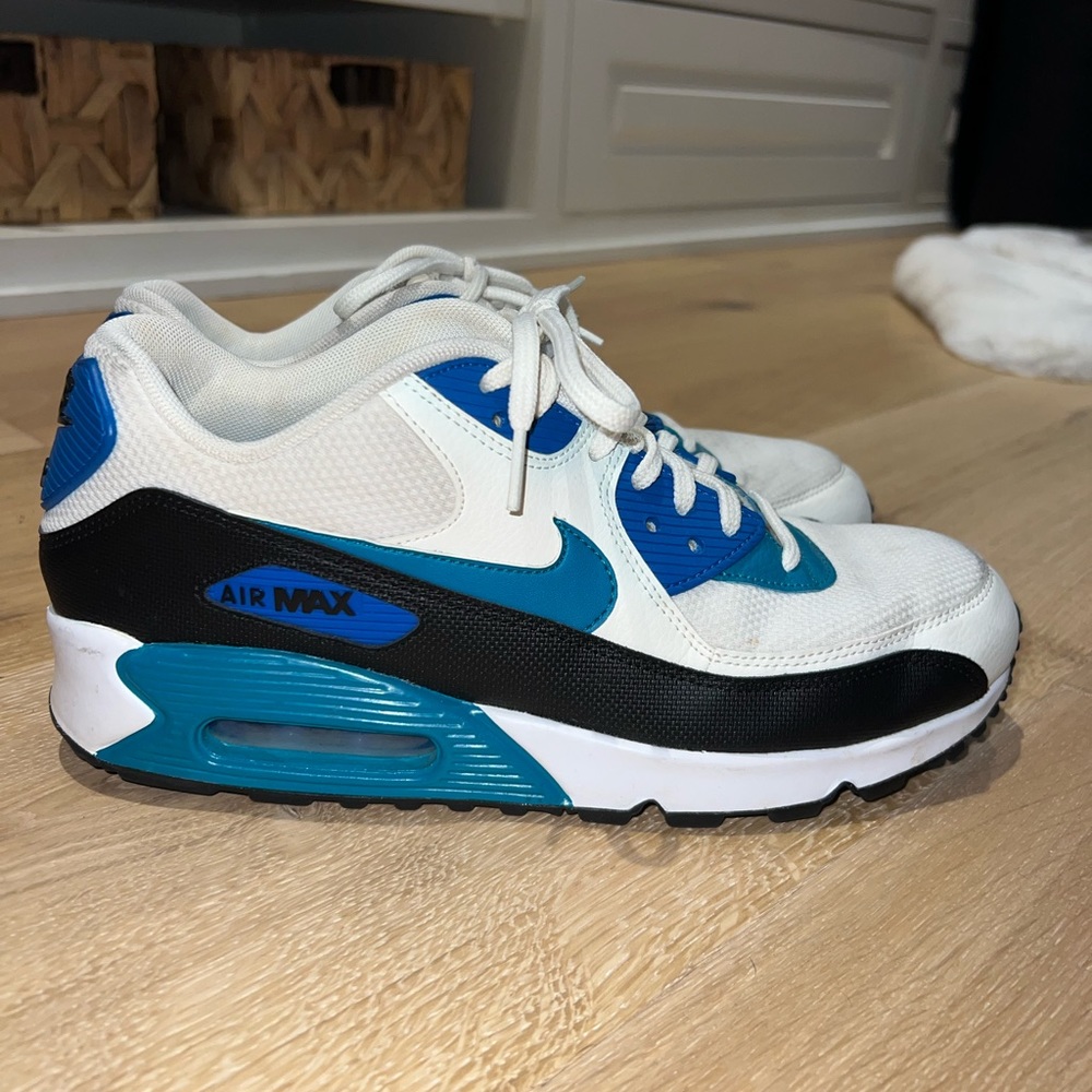 Nike Air Max 90